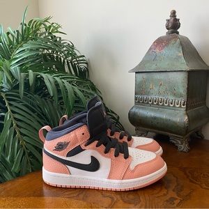Air Jordan 1 Mid ‘Pink Quartz’ Kids Sneakers. Show signs of wear- good used cond